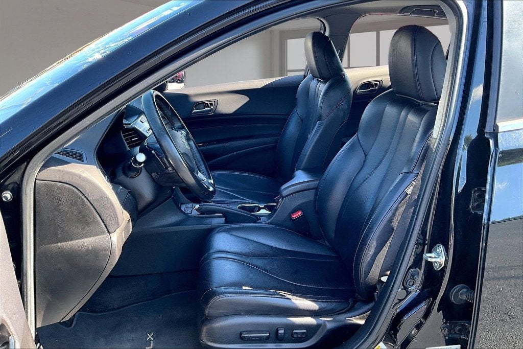 2019 Acura ILX Base