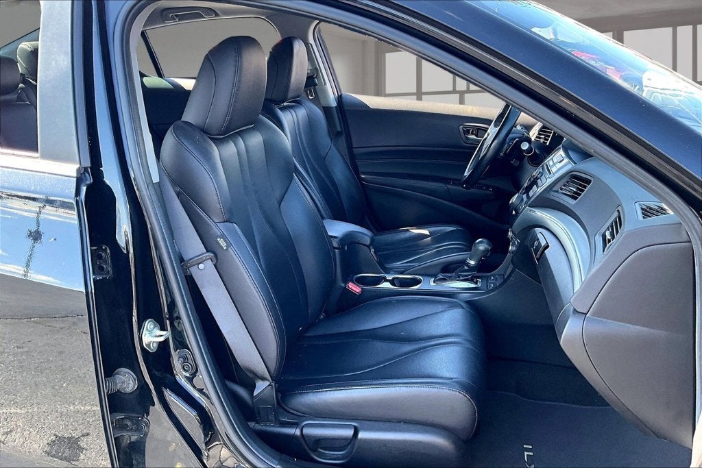 2019 Acura ILX Base