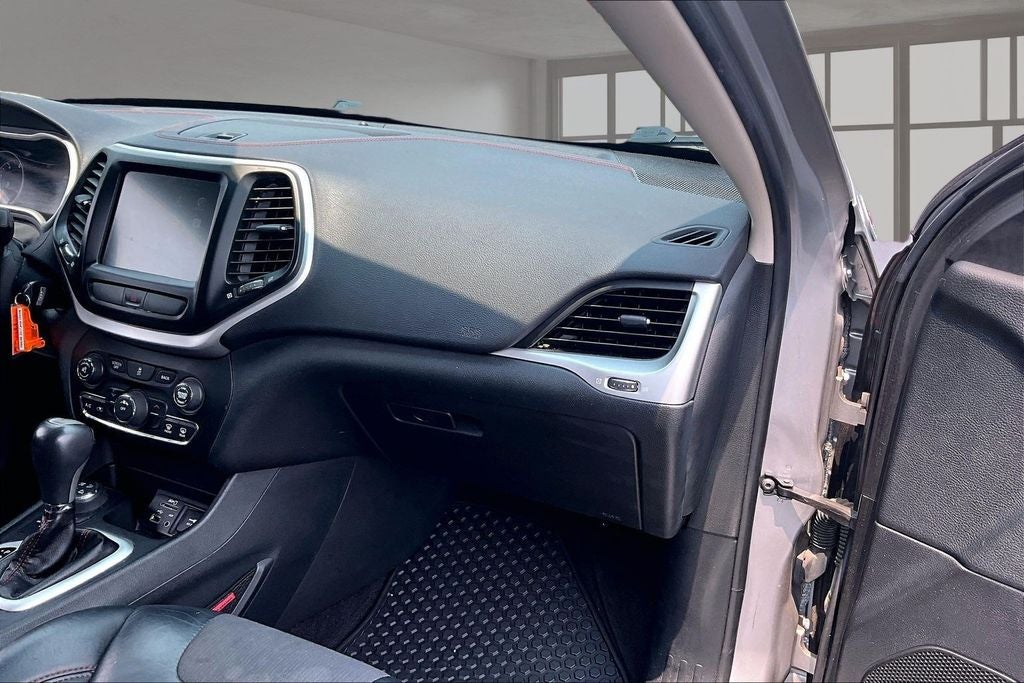 2017 Jeep Cherokee Trailhawk