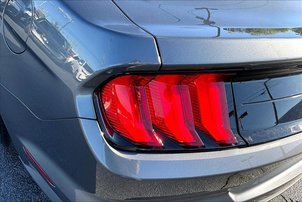 2022 Ford Mustang EcoBoost Premium