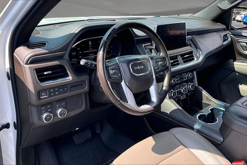 2022 GMC Yukon XL SLT