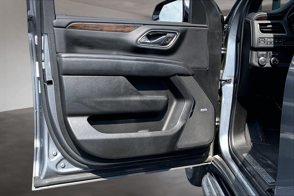 2022 Chevrolet Suburban Premier