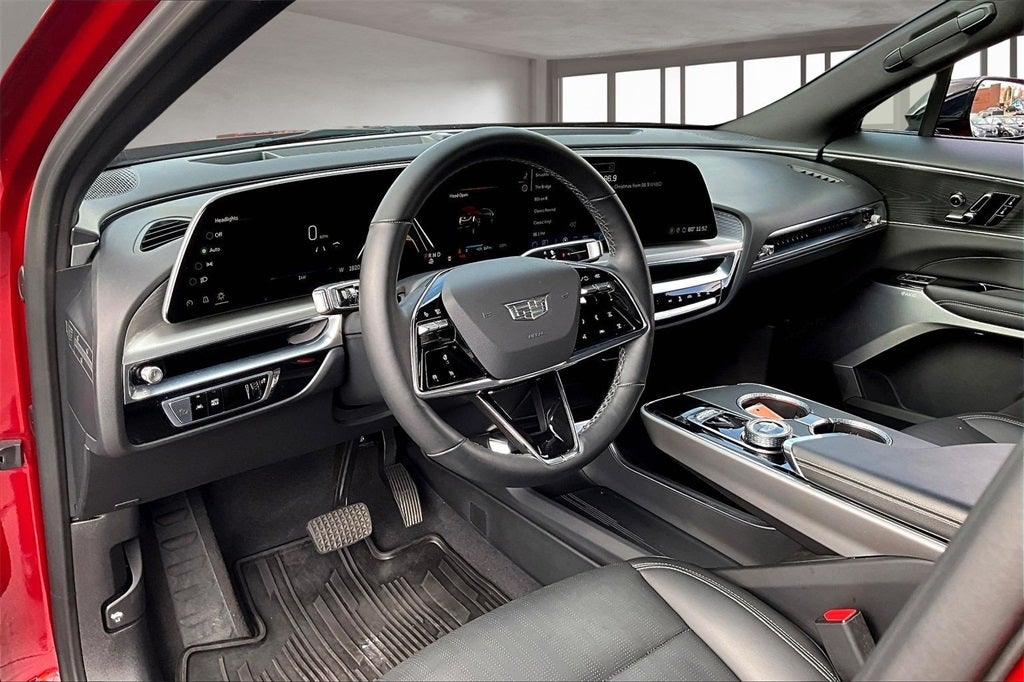 2024 Cadillac LYRIQ Luxury