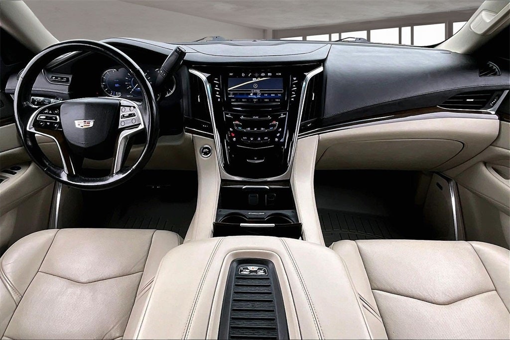 2019 Cadillac Escalade Luxury