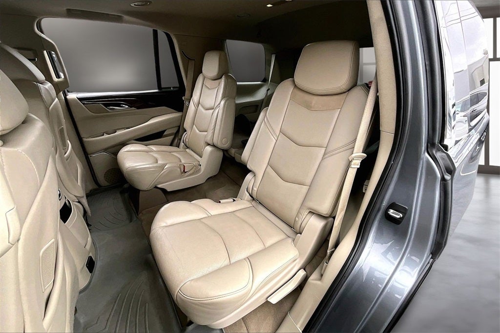 2019 Cadillac Escalade Luxury