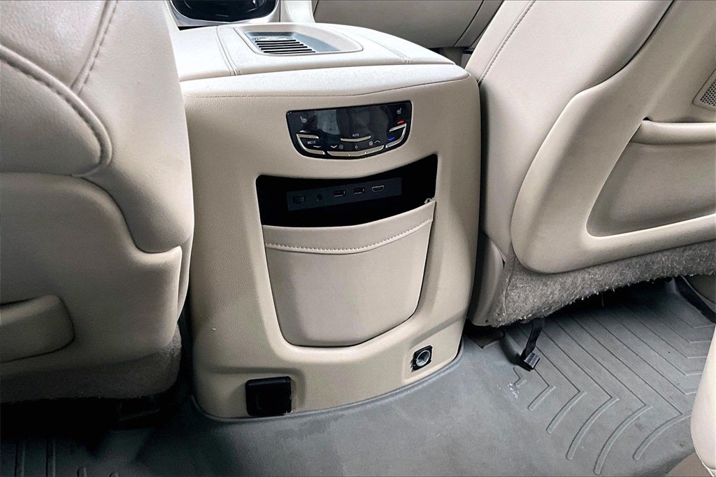 2019 Cadillac Escalade Luxury