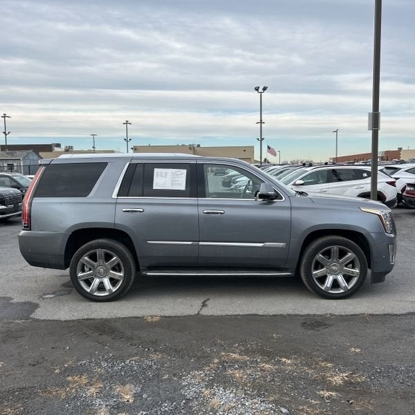 2019 Cadillac Escalade Luxury
