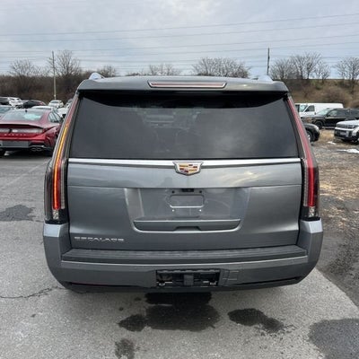 2019 Cadillac Escalade Luxury