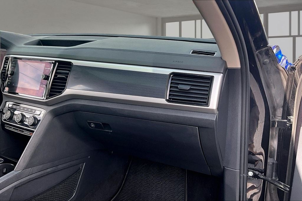 2022 Volkswagen Atlas 3.6L V6 SEL Premium R-Line
