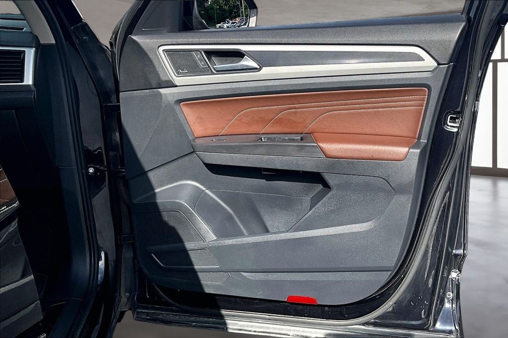 2022 Volkswagen Atlas 3.6L V6 SEL Premium R-Line
