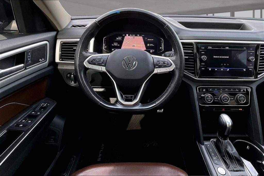 2022 Volkswagen Atlas 3.6L V6 SEL Premium R-Line