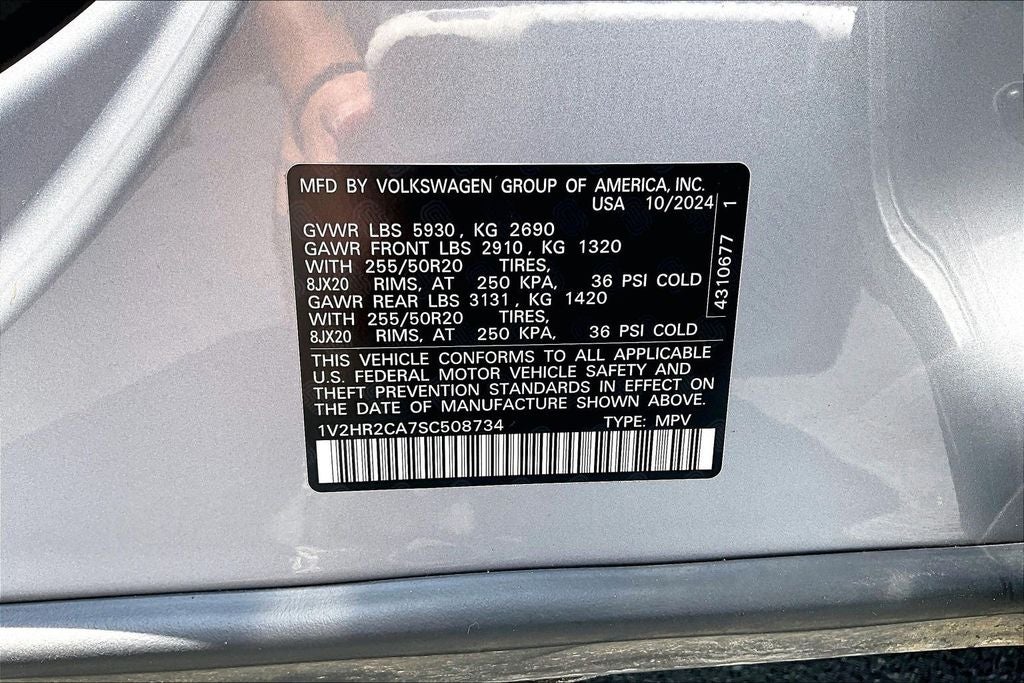 2025 Volkswagen Atlas 2.0T SE w/Technology