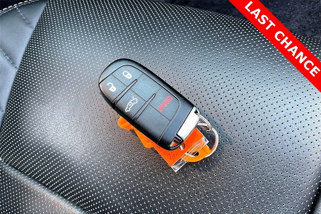 2016 Dodge Challenger SRT 392