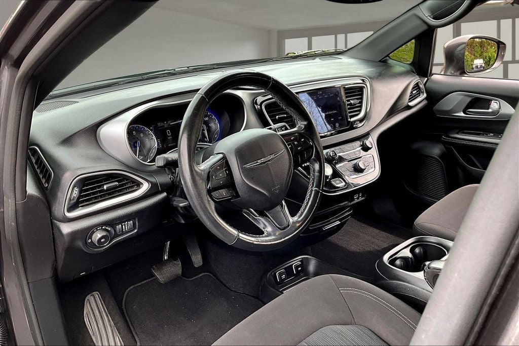 2020 Chrysler Pacifica Touring