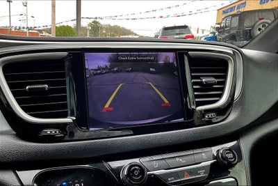 2020 Chrysler Pacifica Touring