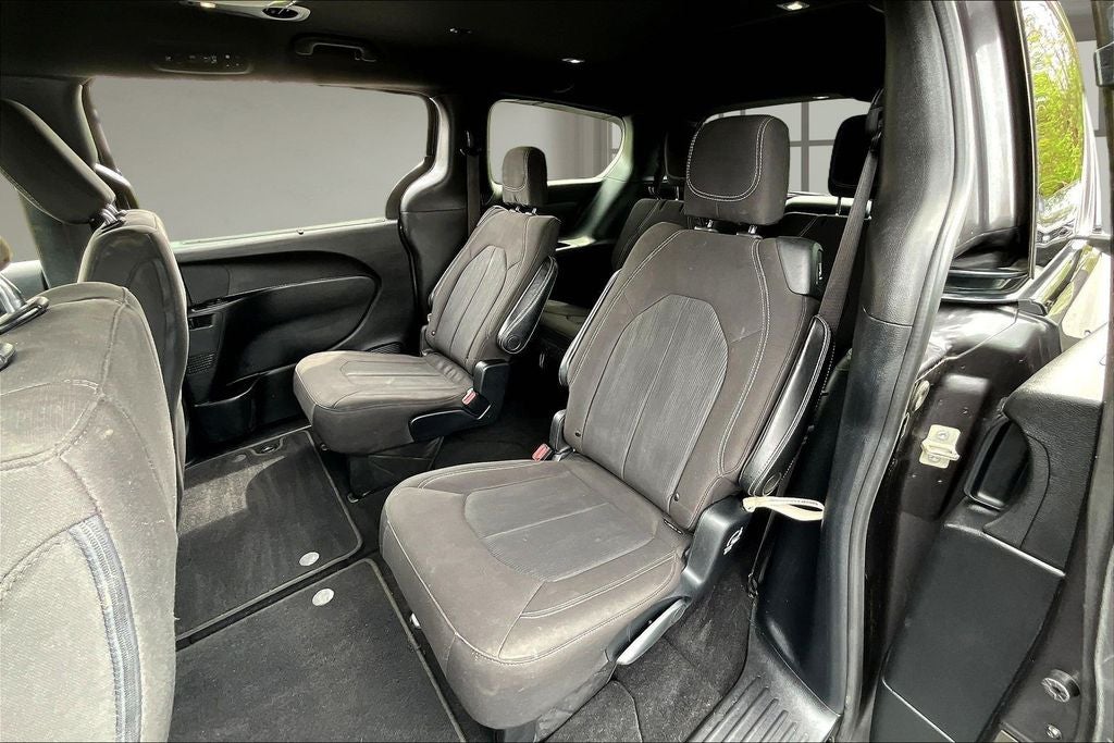 2020 Chrysler Pacifica Touring