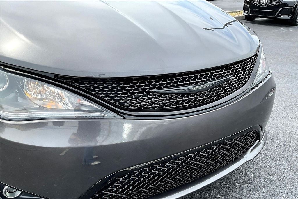 2020 Chrysler Pacifica Touring