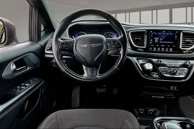 2020 Chrysler Pacifica Touring