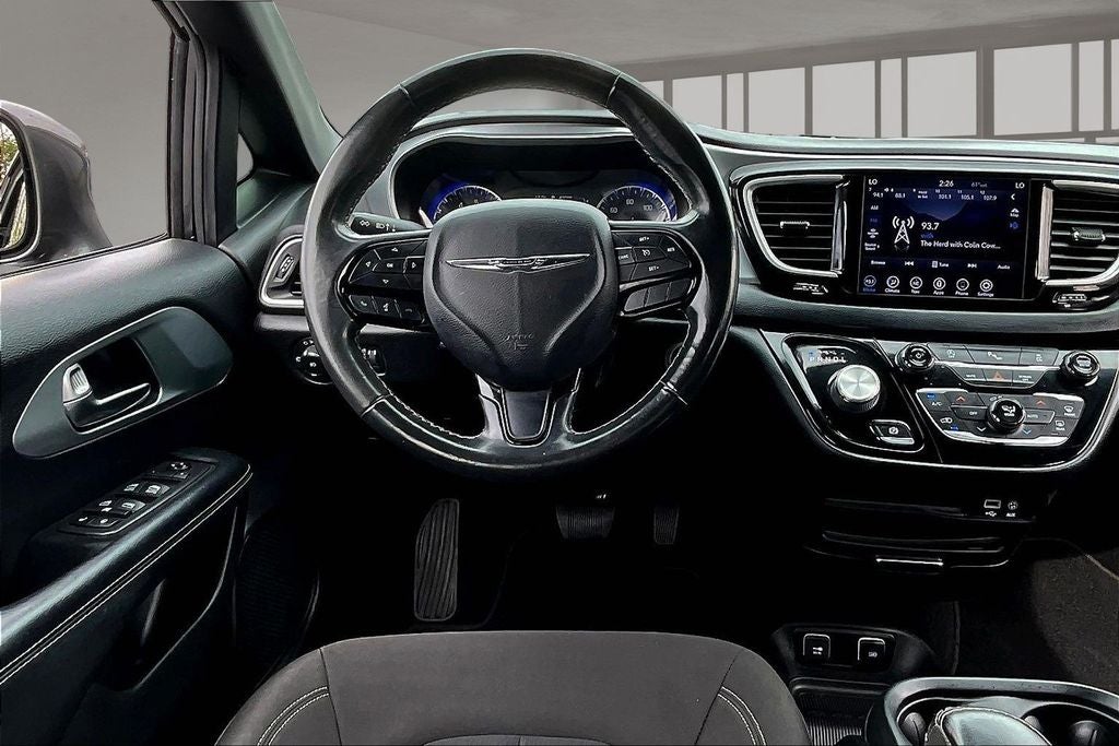 2020 Chrysler Pacifica Touring