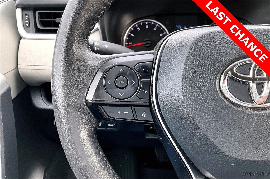 2022 Toyota RAV4 XLE