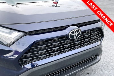 2022 Toyota RAV4 XLE