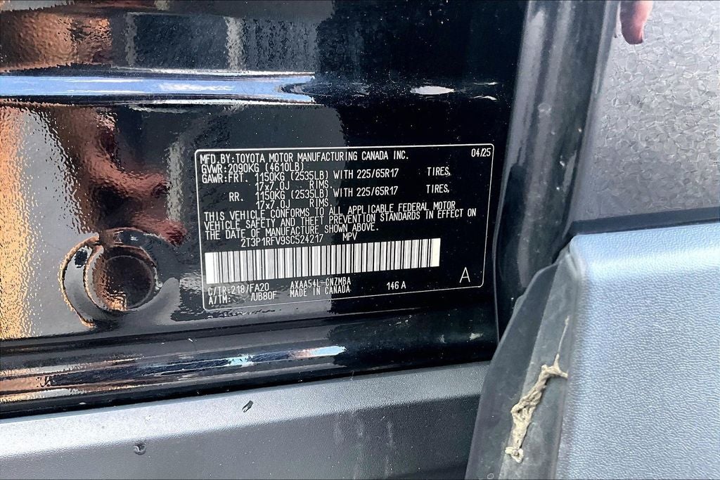 2025 Toyota RAV4 XLE