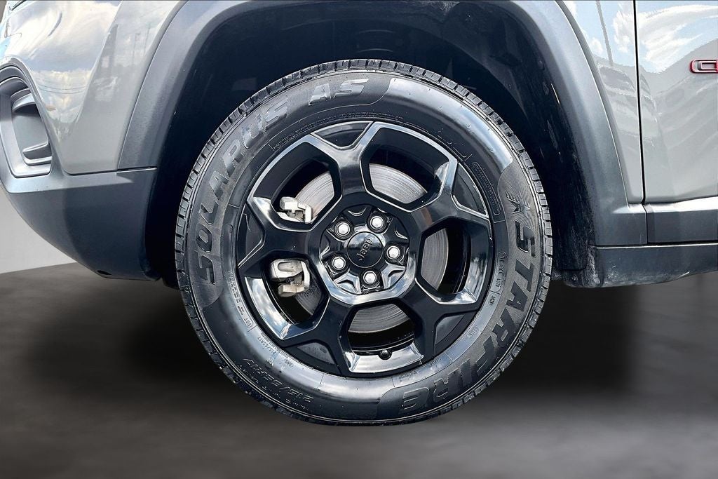 2023 Jeep Compass Trailhawk
