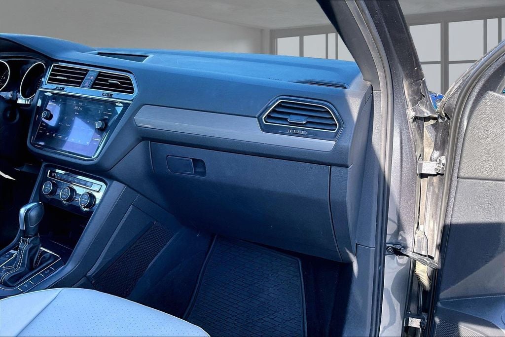 2021 Volkswagen Tiguan 2.0T SE R-Line Black