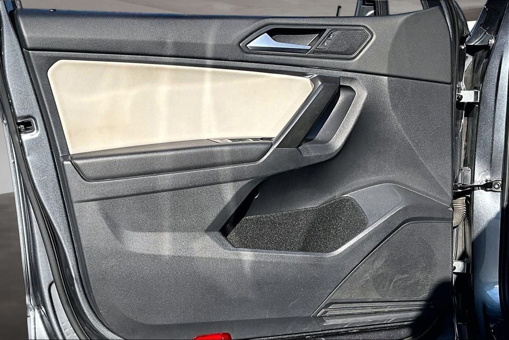 2021 Volkswagen Tiguan 2.0T SE R-Line Black