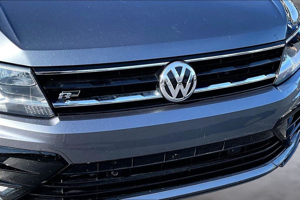 2021 Volkswagen Tiguan 2.0T SE R-Line Black