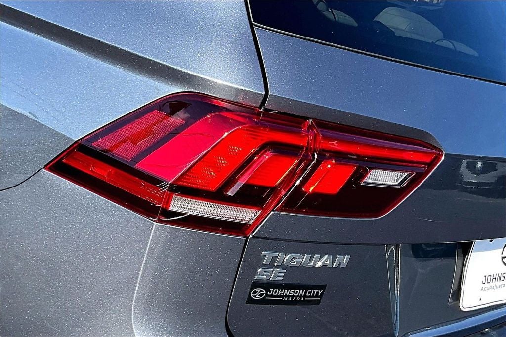 2021 Volkswagen Tiguan 2.0T SE R-Line Black