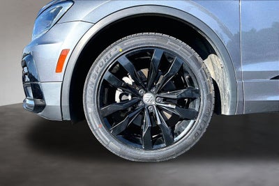 2021 Volkswagen Tiguan 2.0T SE R-Line Black