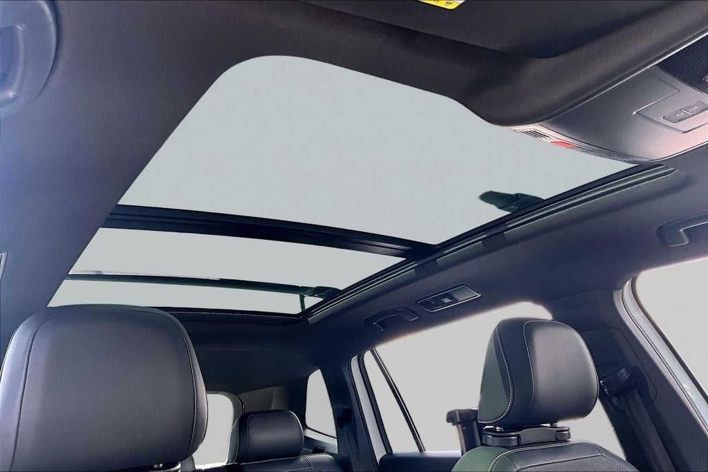 2024 Volkswagen Tiguan 2.0T SEL R-Line