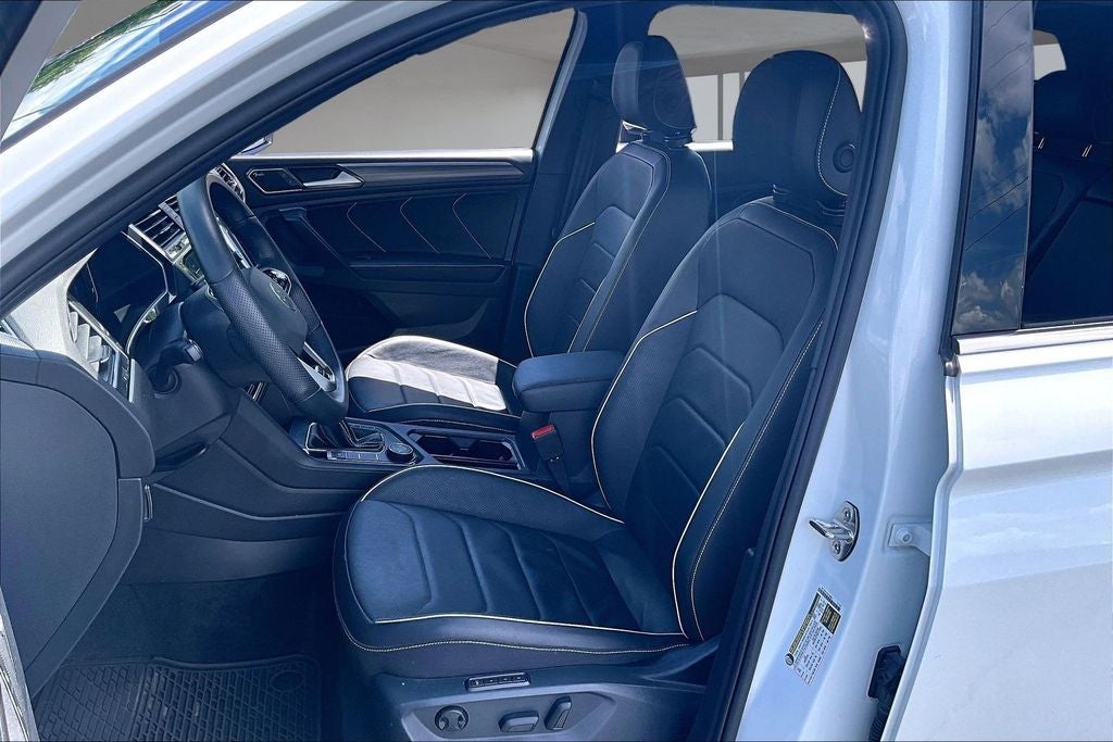 2024 Volkswagen Tiguan 2.0T SEL R-Line