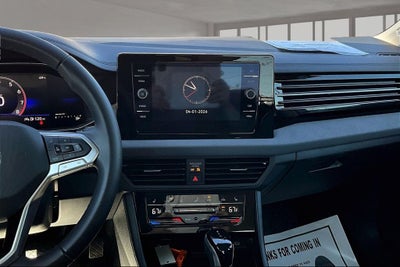 2025 Volkswagen Jetta 1.5T SE