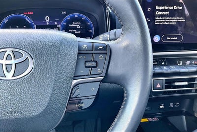 2025 Toyota Camry XLE