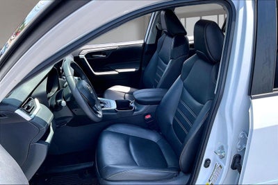 2023 Toyota RAV4 Hybrid XLE Premium