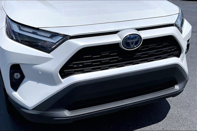 2023 Toyota RAV4 Hybrid XLE Premium