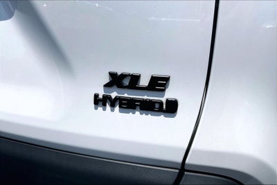 2023 Toyota RAV4 Hybrid XLE Premium