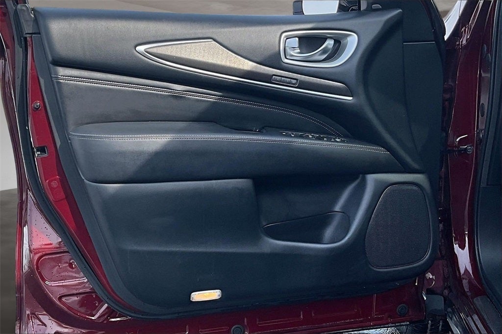 2020 INFINITI QX60 LUXE