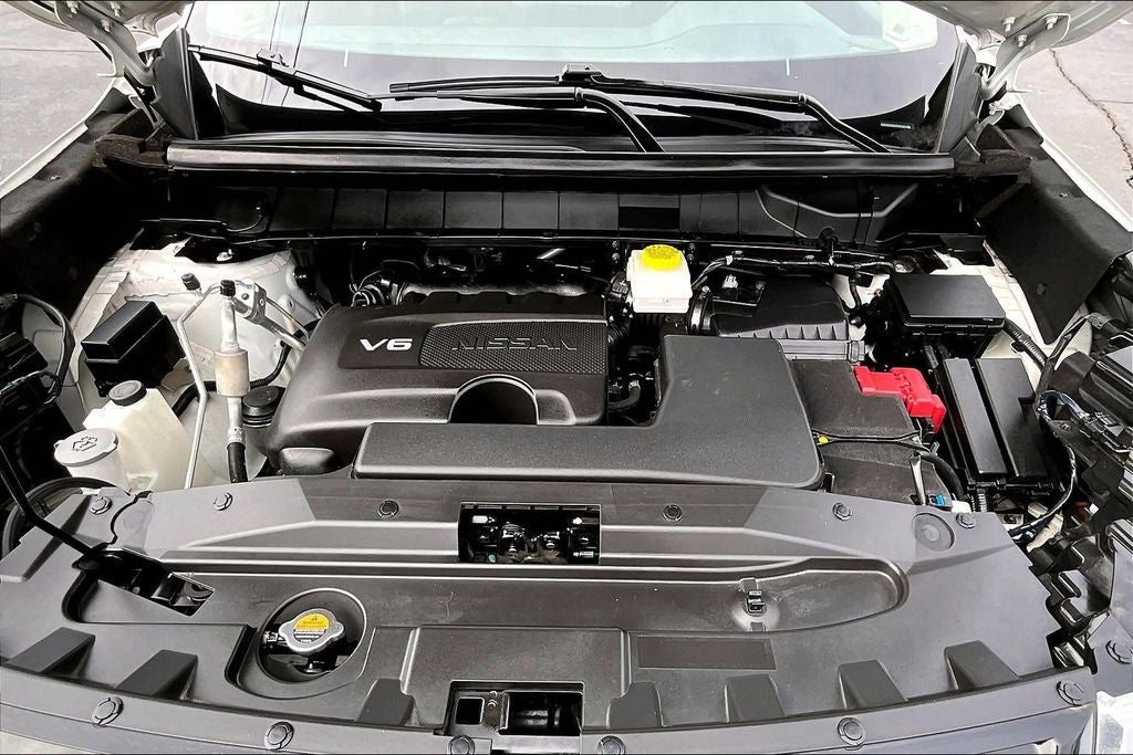 2023 Nissan Pathfinder SL