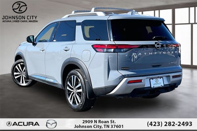 2024 Nissan Pathfinder Platinum