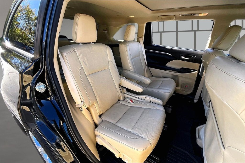 2015 Toyota Highlander Limited Platinum V6