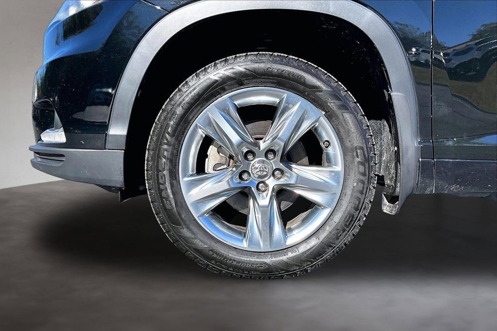 2015 Toyota Highlander Limited Platinum V6