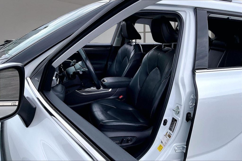 2022 Toyota Highlander Limited