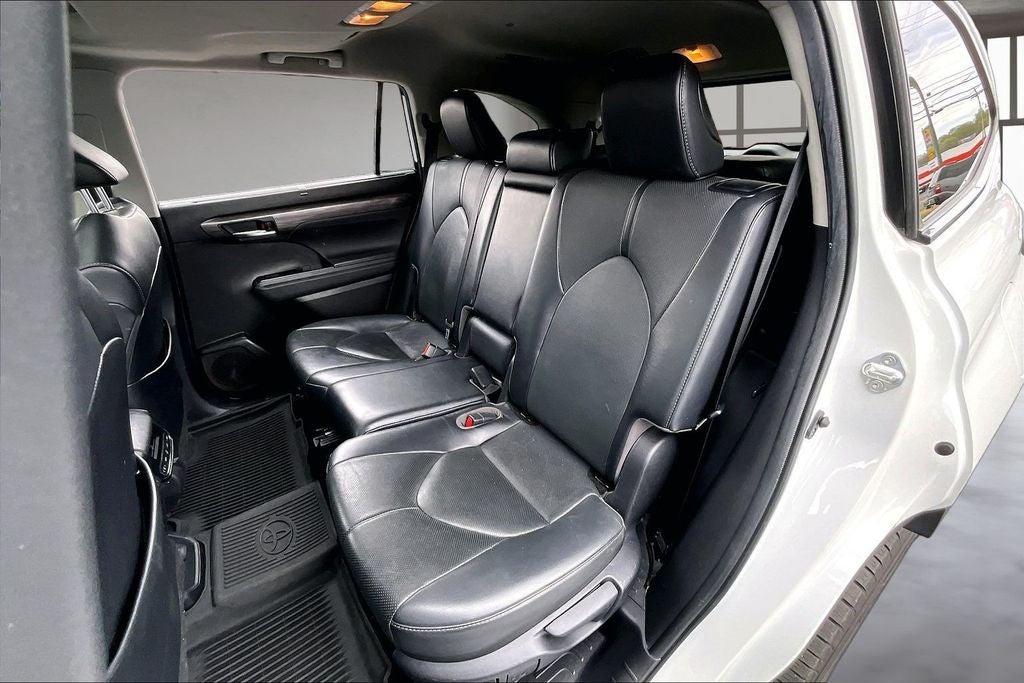 2022 Toyota Highlander Limited