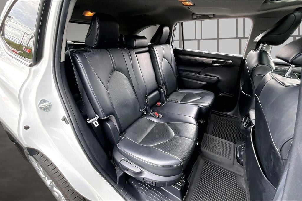 2022 Toyota Highlander Limited