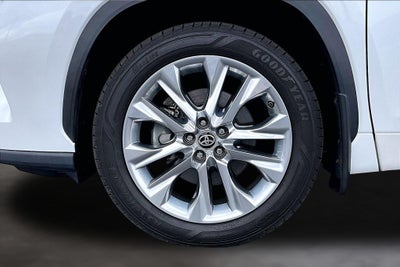 2022 Toyota Highlander Limited
