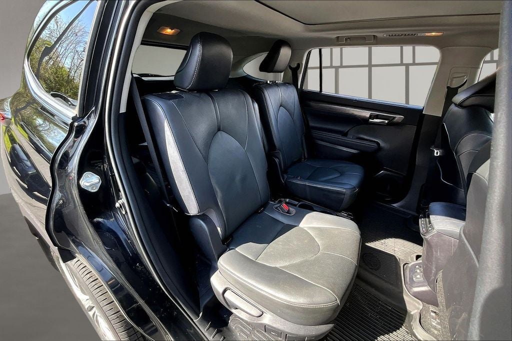 2021 Toyota Highlander Platinum