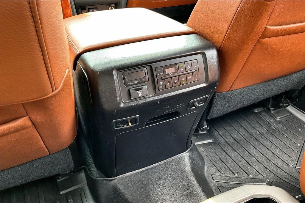 2021 Toyota Sequoia Platinum